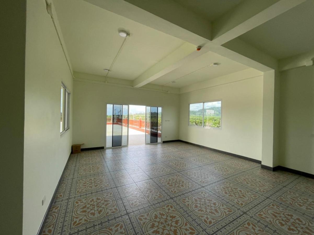 บ้านบัว เมืองใหม่ Baanbua Muangmai Ban Mai Buitenkant foto