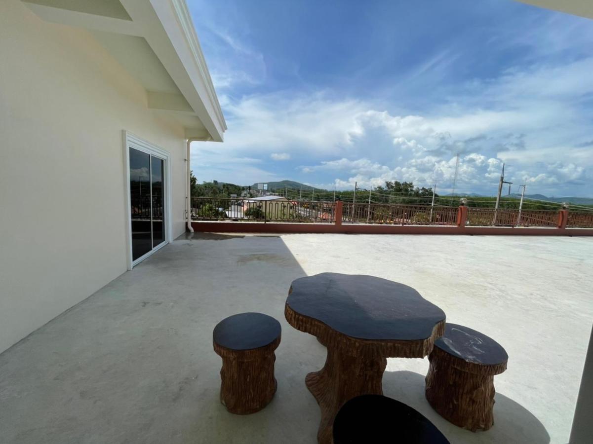 บ้านบัว เมืองใหม่ Baanbua Muangmai Ban Mai Buitenkant foto