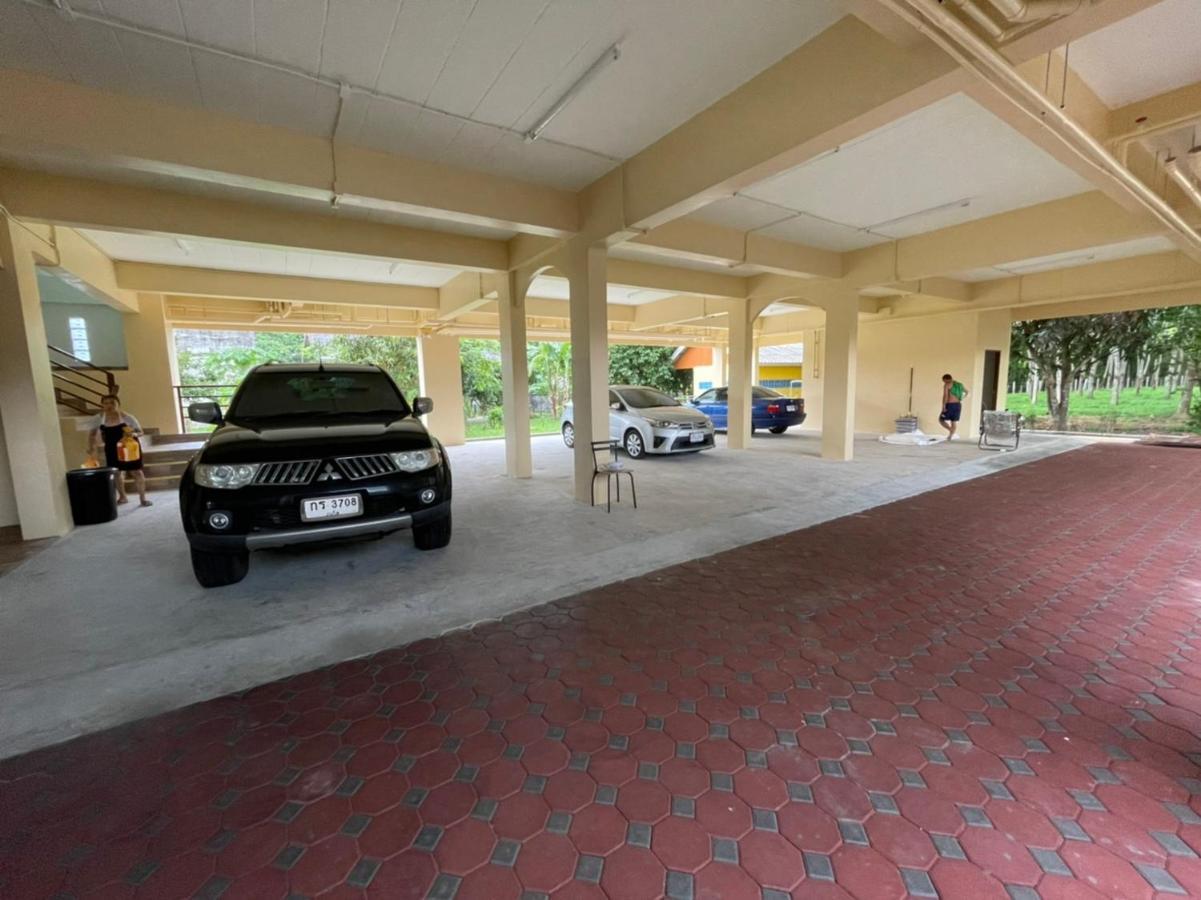 บ้านบัว เมืองใหม่ Baanbua Muangmai Ban Mai Buitenkant foto